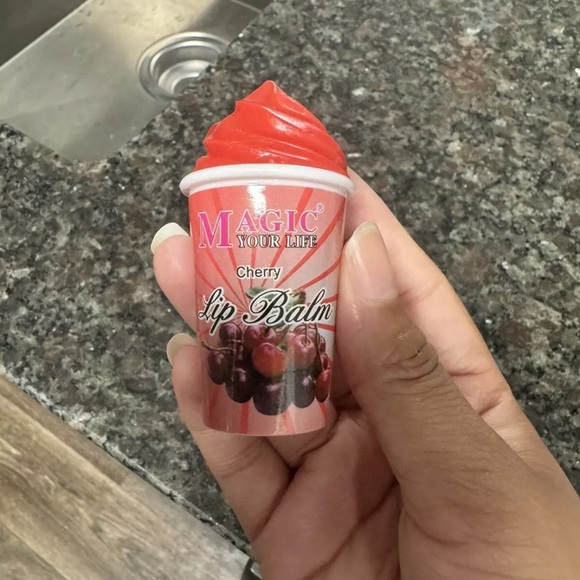 Magic Your Life Smoothie Slushy Lip Balm - Picture 2 of 6